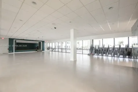 2101 S Ocean Drive Hollywood FL 33019