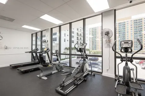 2101 S Ocean Drive Hollywood FL 33019
