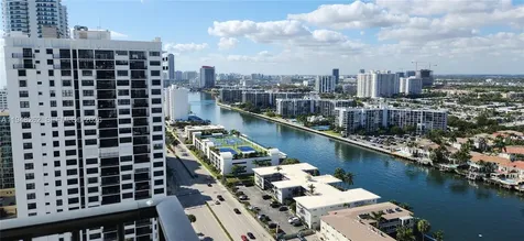 2101 S Ocean Drive Hollywood FL 33019