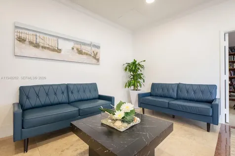 2101 S Ocean Drive Hollywood FL 33019