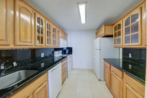 2101 S Ocean Drive Hollywood FL 33019