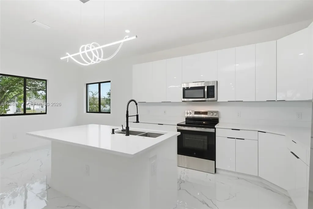 161 Blackstone Drive Fort Myers FL 33913
