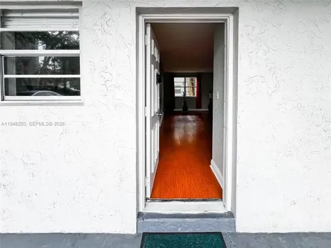 17255 SW 95th Avenue Palmetto Bay FL 33157