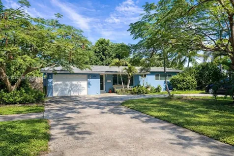 131 SE 11th Street Deerfield Beach FL 33441
