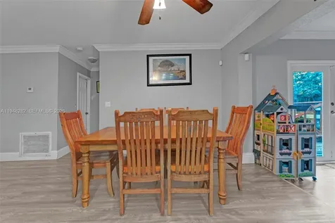 131 SE 11th Street Deerfield Beach FL 33441