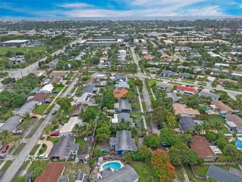 131 SE 11th Street Deerfield Beach FL 33441