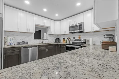 131 SE 11th Street Deerfield Beach FL 33441