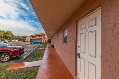 7830 NW 33rd Street Davie FL 33024
