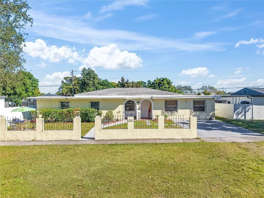 14421 Harrison Street Miami FL 33176