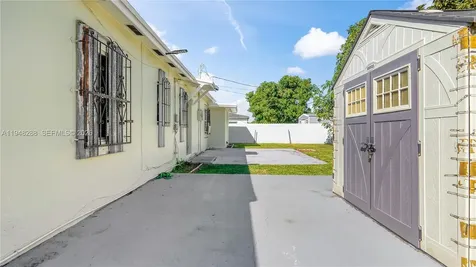 14421 Harrison Street Miami FL 33176