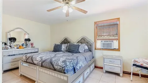 14421 Harrison Street Miami FL 33176