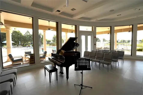 7518 Via Grande Boynton Beach FL 33437