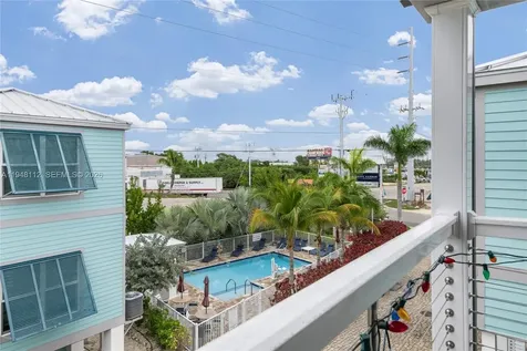 101 11th Street Ocean, Unit 17 Marathon FL 33050