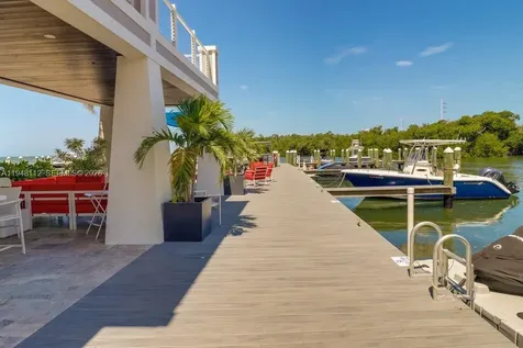 101 11th Street Ocean, Unit 17 Marathon FL 33050