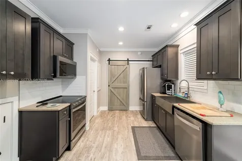 101 11th Street Ocean, Unit 17 Marathon FL 33050