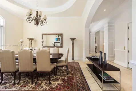 8252 SW 52nd Avenue Miami FL 33143