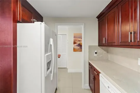 101 SE 3rd Avenue Dania Beach FL 33004