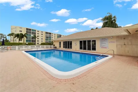 101 SE 3rd Avenue Dania Beach FL 33004