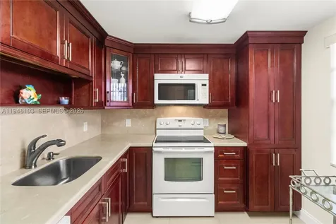101 SE 3rd Avenue Dania Beach FL 33004