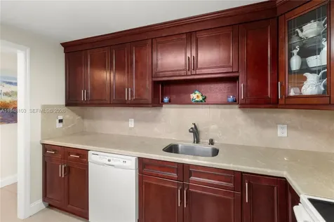 101 SE 3rd Avenue Dania Beach FL 33004