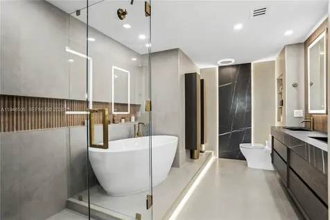 3330 NE 190th Street Aventura FL 33180