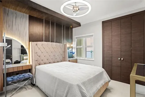 3330 NE 190th Street Aventura FL 33180