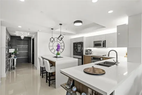 3330 NE 190th Street Aventura FL 33180