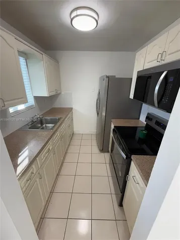 7105 W 13th Avenue Hialeah FL 33014