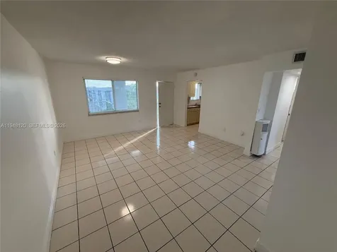 7105 W 13th Avenue Hialeah FL 33014