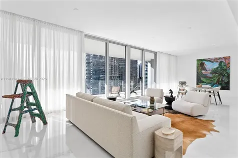 300 Biscayne Boulevard Way Miami FL 33131