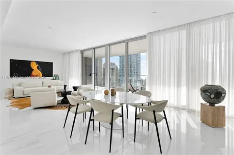 300 Biscayne Boulevard Way Miami FL 33131