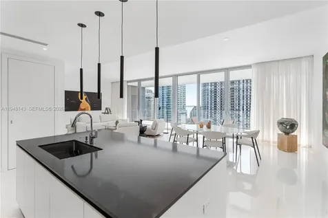 300 Biscayne Boulevard Way Miami FL 33131
