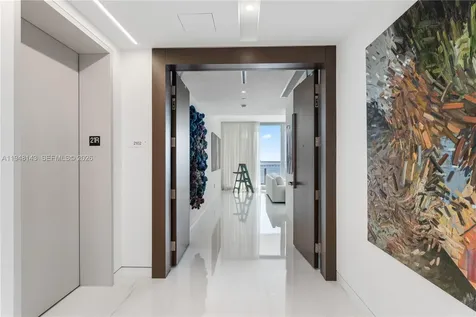 300 Biscayne Boulevard Way Miami FL 33131