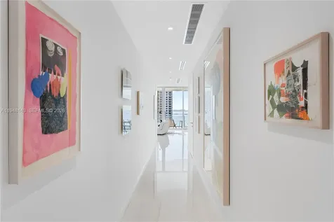 300 Biscayne Boulevard Way Miami FL 33131