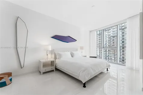 300 Biscayne Boulevard Way Miami FL 33131