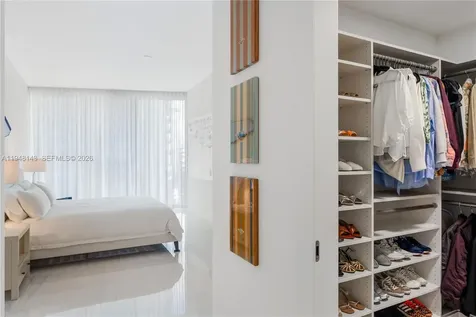300 Biscayne Boulevard Way Miami FL 33131