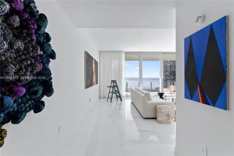 300 Biscayne Boulevard Way Miami FL 33131