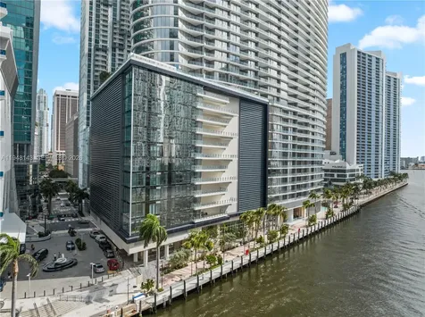 300 Biscayne Boulevard Way Miami FL 33131