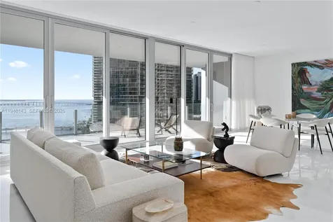 300 Biscayne Boulevard Way Miami FL 33131