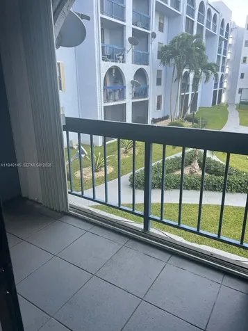 9440 Fontainebleau Boulevard Miami FL 33172
