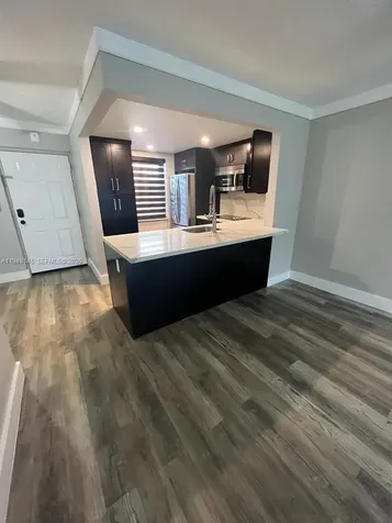 9440 Fontainebleau Boulevard Miami FL 33172