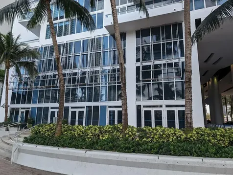 175 SW 7th Street Miami FL 33130