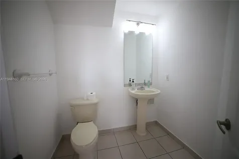 8826 W Flagler Street Miami FL 33174