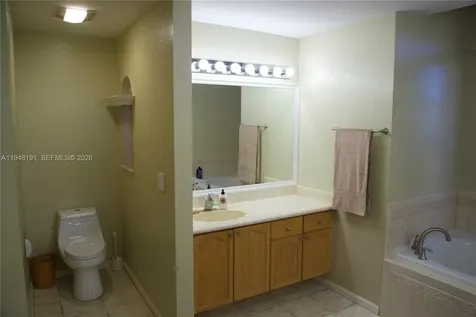 2564 Deer Run Trail Loxahatchee FL 33470
