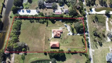 2564 Deer Run Trail Loxahatchee FL 33470