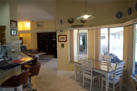 2564 Deer Run Trail Loxahatchee FL 33470