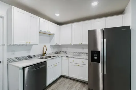2403/2405 Maple Avenue Fort Myers FL 33901