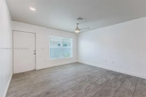 2403/2405 Maple Avenue Fort Myers FL 33901
