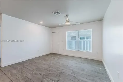 2403/2405 Maple Avenue Fort Myers FL 33901