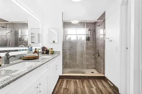 1975 NW 191st Avenue Pembroke Pines FL 33029
